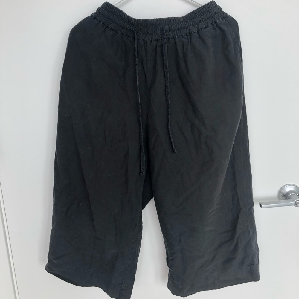 James Perse pants. Loose fit.